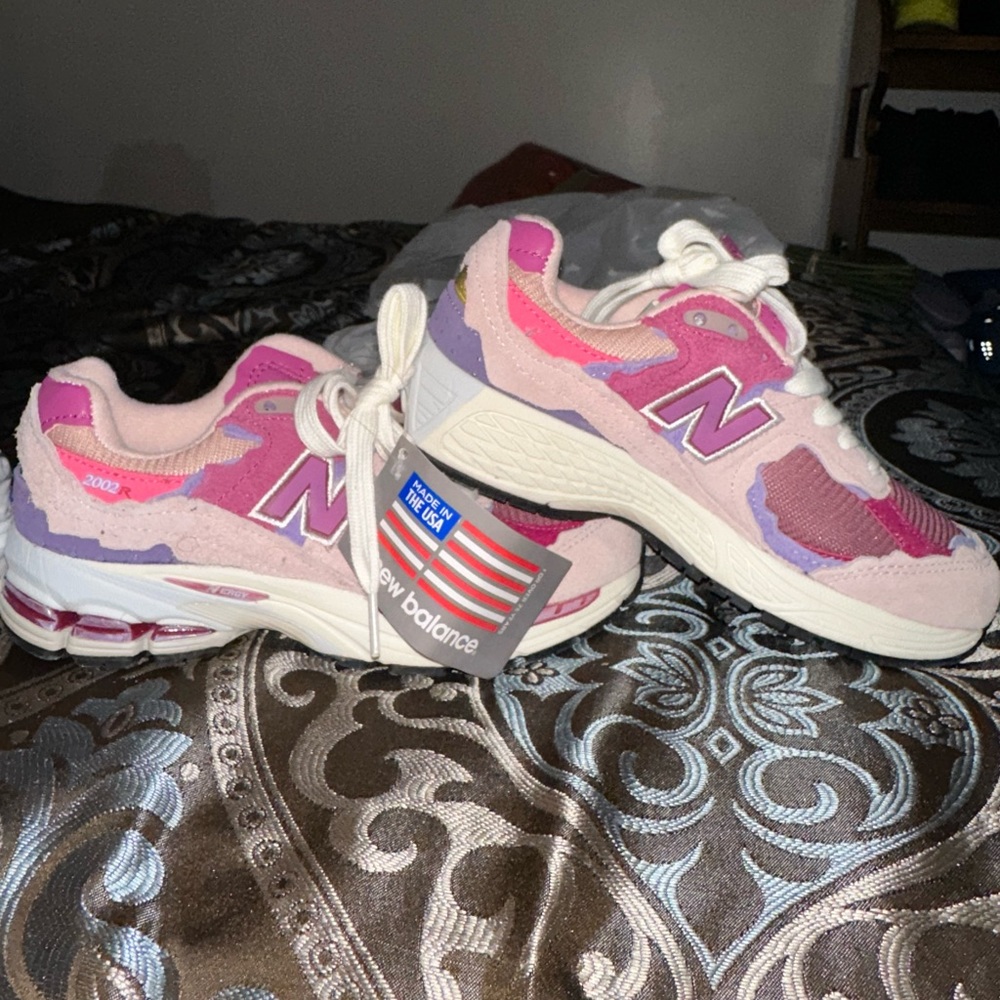 2002R Protection Pack Pink New Balance